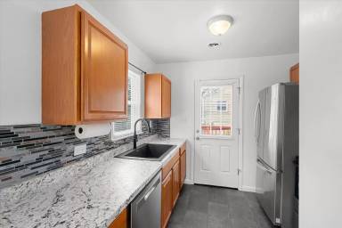 Main picture of 1411 Harrison St