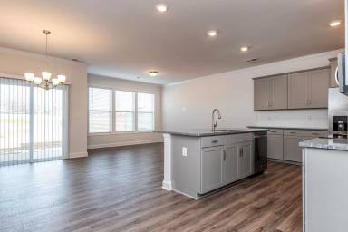 Main picture of 437 Yellow Fox Rd