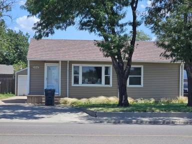 Main picture of 4307 S Washington St