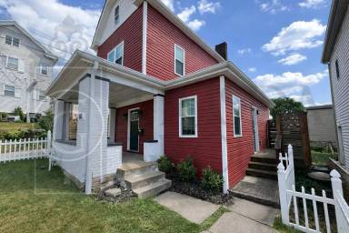 Main picture of 132 Lelia St