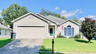 Main picture of 407 River Bend Dr SW