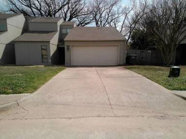 Main picture of 1406 Mary Lee Ln