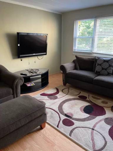 Main picture of 2025 W Granville