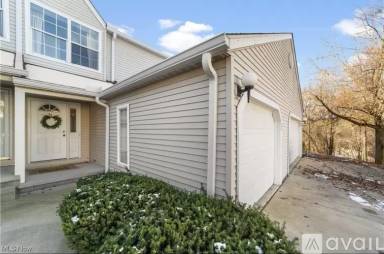 Main picture of 80 Canter Ln