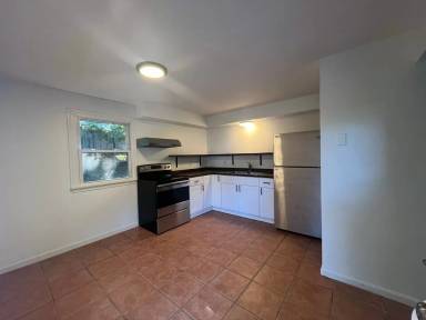 Main picture of 8 S Grove St