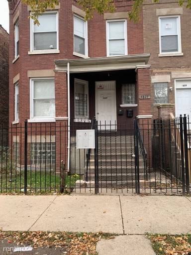 Main picture of 4827 W Van Buren St