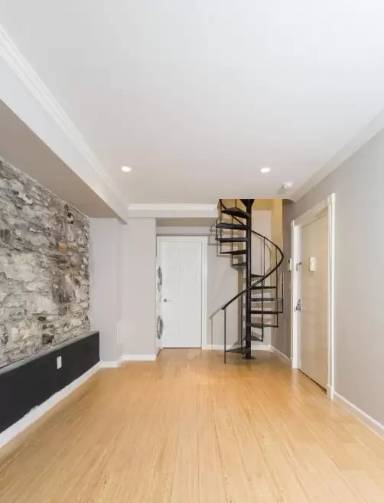 Main picture of 56 3rd Ave