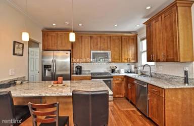 Main picture of 275 Walden St