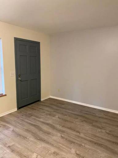 Main picture of 425 8th Ave SE
