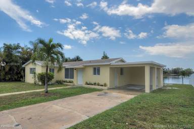 Main picture of 1280 NW 111th St