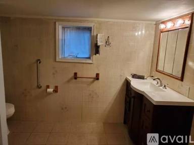 Main picture of 4204 Saint Lawrence Ave