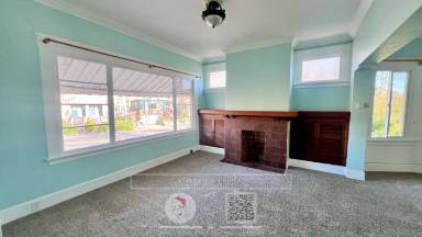 Main picture of 4107 Adeline St