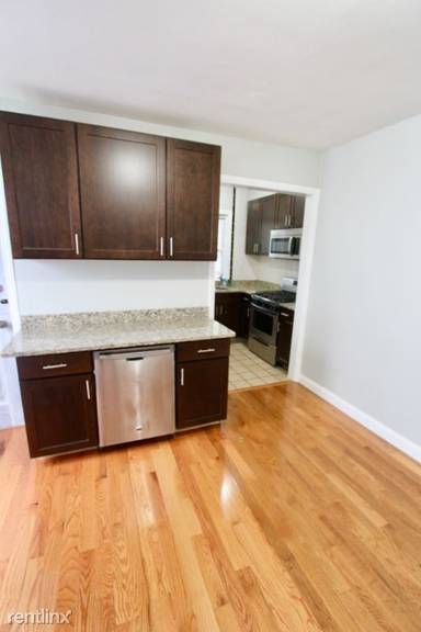 Main picture of 35 Sudan St