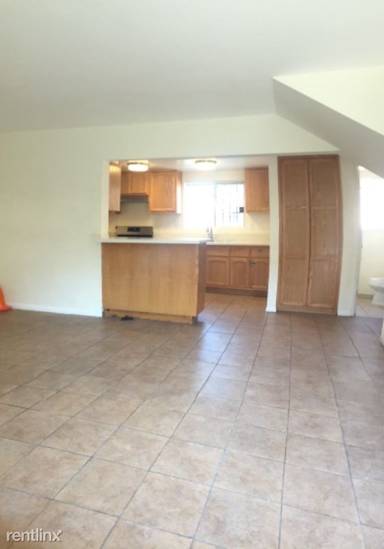Main picture of 4833 W 118th St