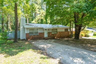Main picture of 215 Von Dale Dr