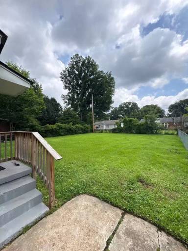 Main picture of 1552 Delmont Rd