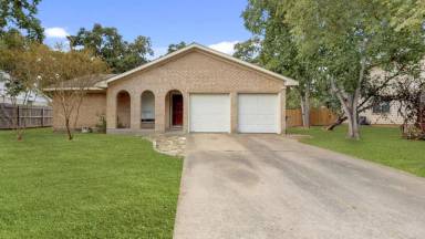 Main picture of 1208 Neal Pickett Dr