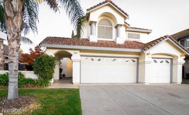 Main picture of 8941 White Star Way