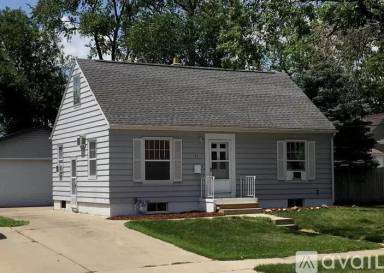 Main picture of 146 18th St SW