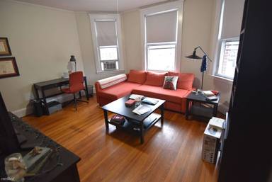Main picture of 1368 Commonwealth Ave