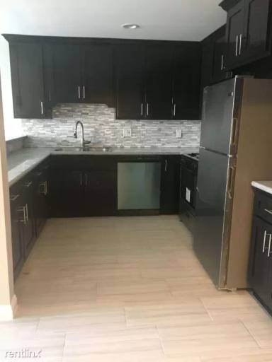 Main picture of 12036 Saticoy St