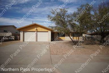 Main picture of 10181 Lakeview Dr