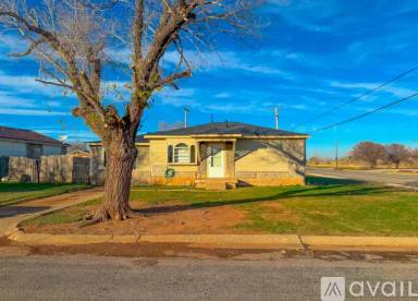 Main picture of 1409 E Hemlock St