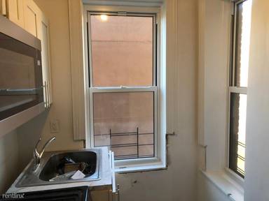 Main picture of 363 Grand Ave