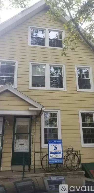 Main picture of 10 Edwards St