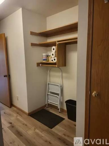 Main picture of 2308 W 3rd St