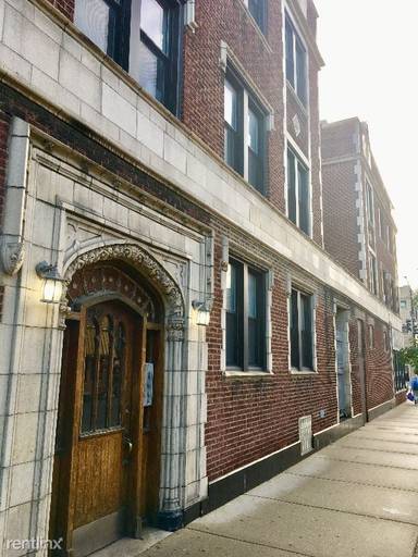 Main picture of 2351 W Wilson Ave