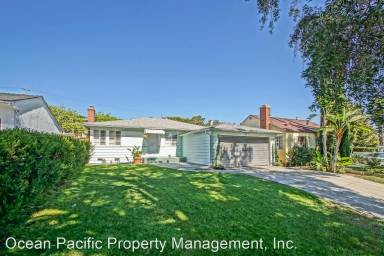 Main picture of 10827 Woodbine St