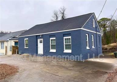 Main picture of 3175 Dogwood Dr