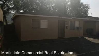 Main picture of 921 E Route 66