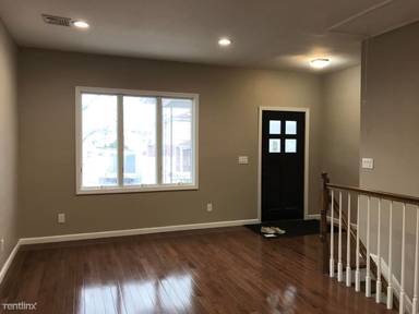 Main picture of 128 Mills Ave