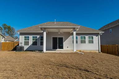 Main picture of 147 Doolittle Dr