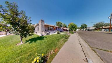 Main picture of 931 1st St