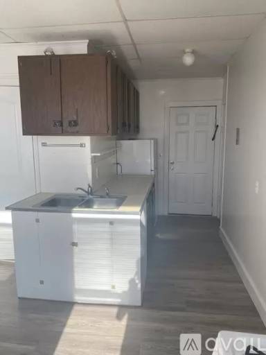 Main picture of 538 W State St