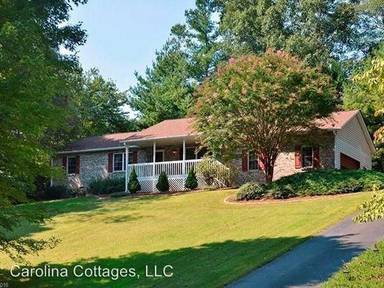 Main picture of 28 Justin Dr