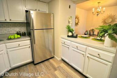 Main picture of Dutch Village Apartments