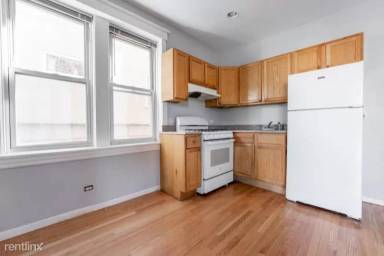 Main picture of 3574 W Wabansia Ave