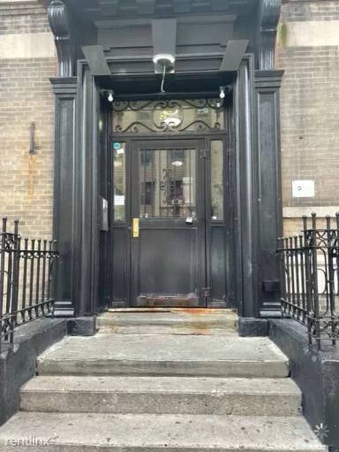 Main picture of 50 Buchanan Pl