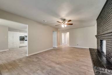 Main picture of 1007 Hill City Dr