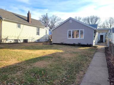 Main picture of 5530 Elizabeth Ave