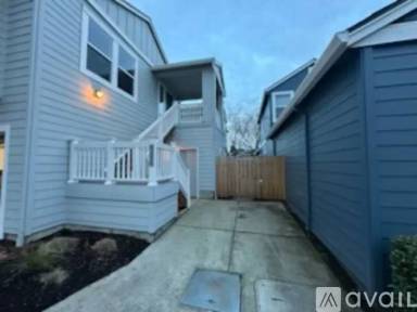 Main picture of 6183 NE Copper Beech Dr