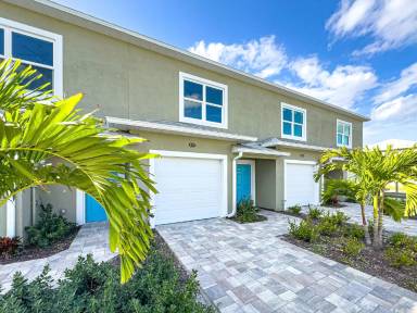 Main picture of 850 Paddleboard Ct