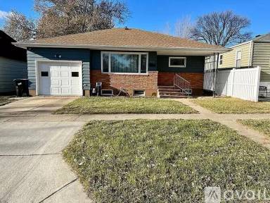 Main picture of 824 N 17th St