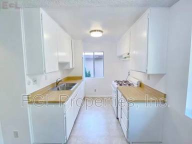 Main picture of 6155 Fulton Ave