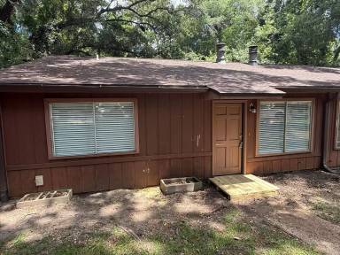 Main picture of 4221 Brewster Rd