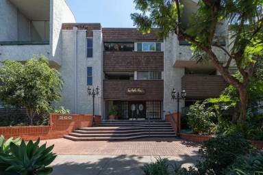 Main picture of 360 S Euclid Ave